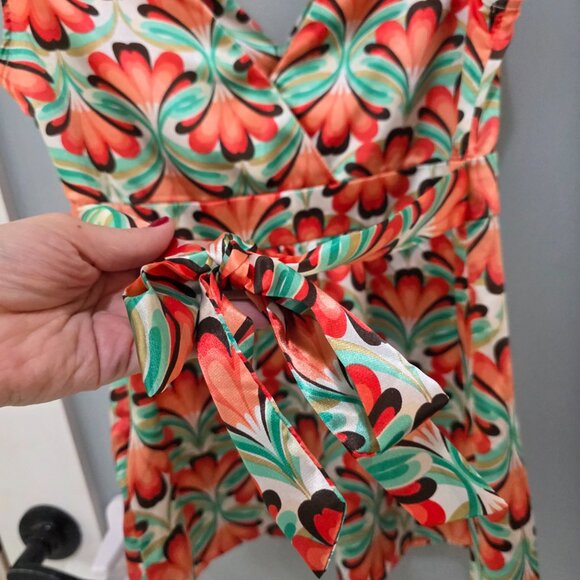 XOXO Floral Sleeveless Tank Blouse – Women’s Small Side Zip - Picture 11 of 11